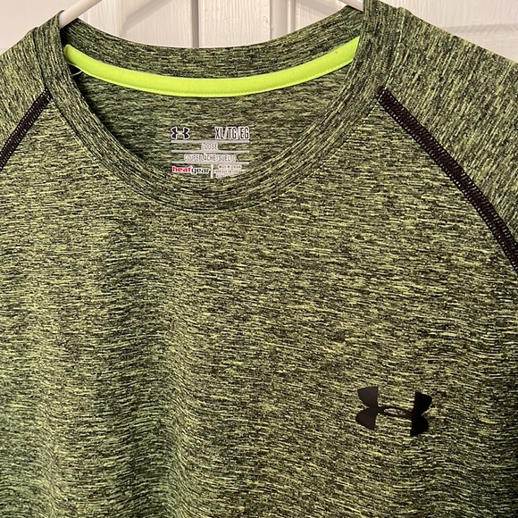 Under Armour Green Tshirt - Picture 6 of 9